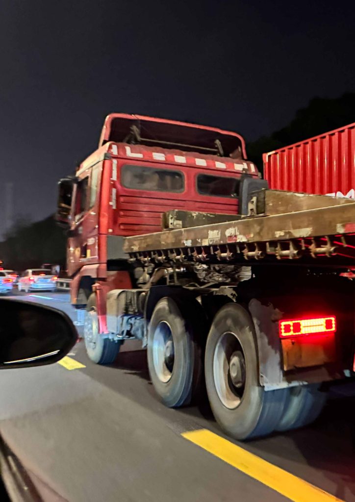 图片[3]-驶向2035：中国新能源重卡推广潜力与政策路径-行业报告集合